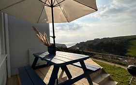 Sea View Nook